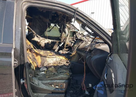 2020 Cadillac Escalade Esv 4Wd Platinum from USA, damaged, VIN 1GYS4KKJ6LR223104